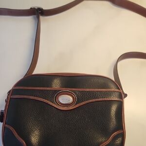 VINTAGE Carryland Black and Brown Leather bag